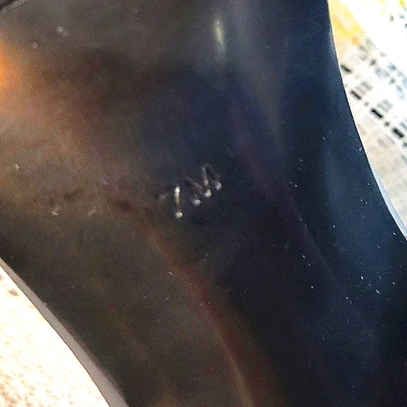 OPEN TOE STILLETO STYLE STRAP HEELS BY GUESS EXCELLENT CONDITION - Picture 11 of 11